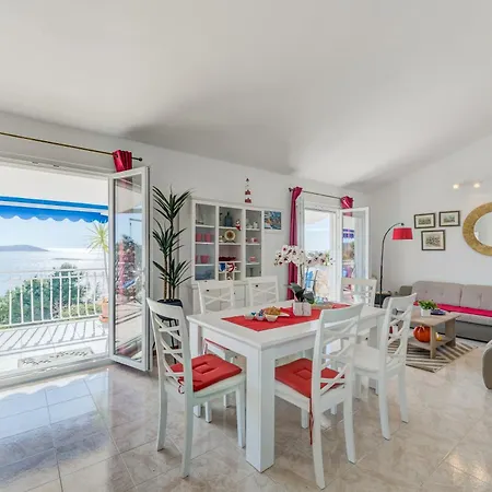 Blue Paradise Appartement *