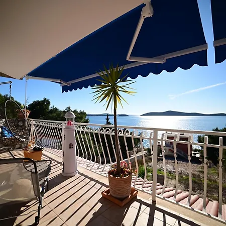 Apartment Blue Paradise Sevid