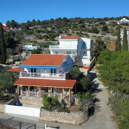 Blue Paradise Apartment