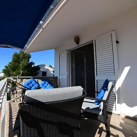 Apartment Blue Paradise